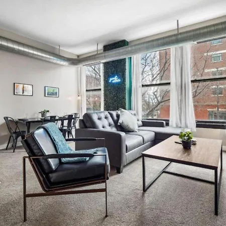 2Br Apartments In The Heart Of Downtown Cle